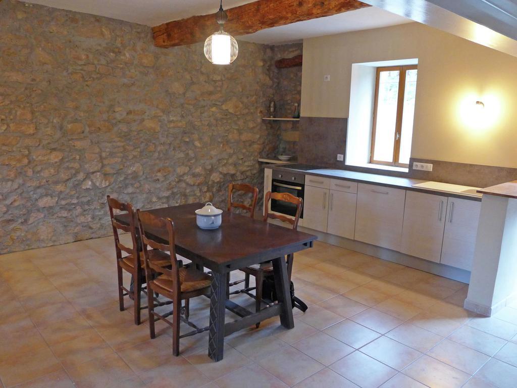 Cosy Holiday Home With Swimming Pool Montbrun-des-Corbières 客房 照片